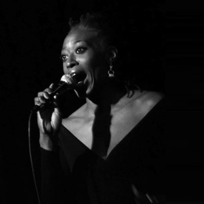 Lezlie Harrison Live in The Django