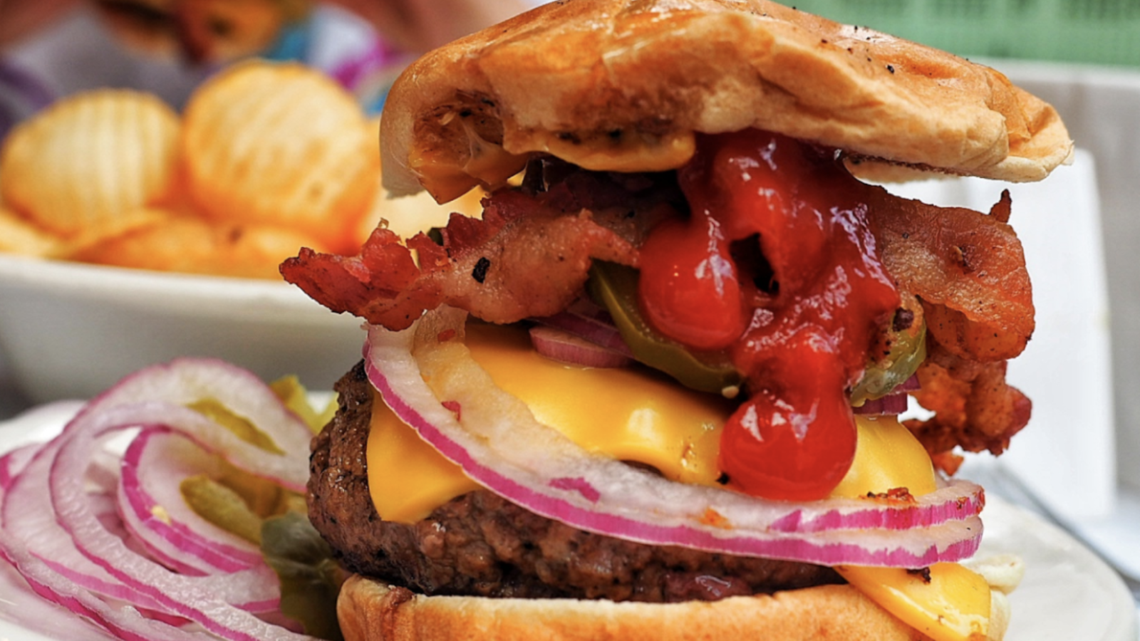 JG Melon NYC Neighborhoods Guide GrandLife