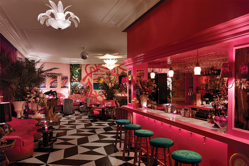 Paul's Cocktail Lounge